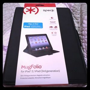 Speck iPad 2 case