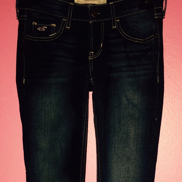 Dark wash Hollister jeans