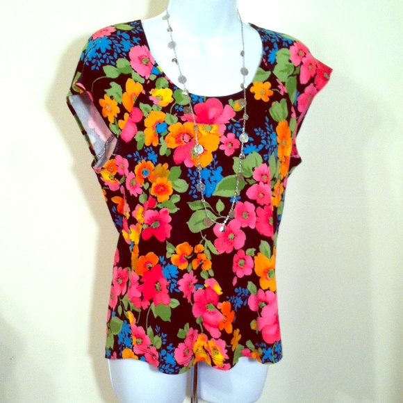 Floral short sleeve shirt by Rafaella