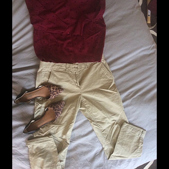 Gap Kaki pants