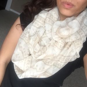Neutral 🔹Aztec infinity scarf 🔹