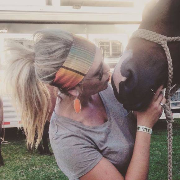 Meet your Posher, Madaline - Picture 1 of 1