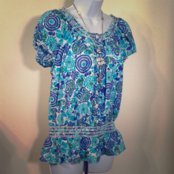 Relativity short sleeve top cool pattern