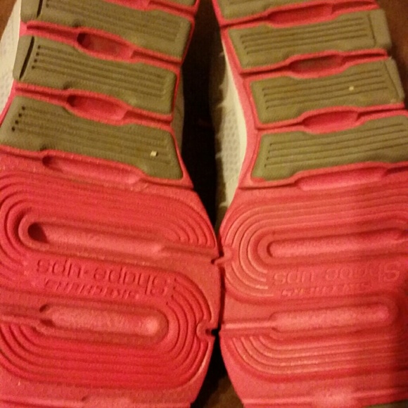 Shoes - Picture 4 of 4