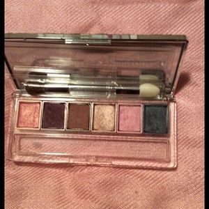 Clinique 6 eyeshadow palette