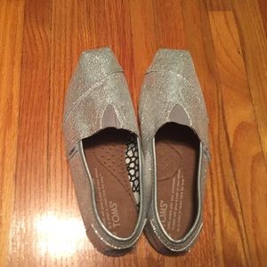 silver sparkly toms