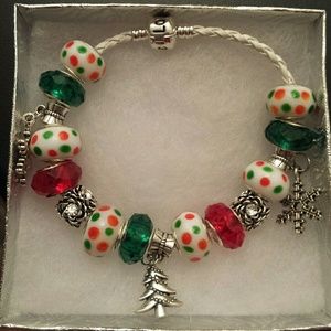 SALE***NWOT "It's Christmas Time" bracelet