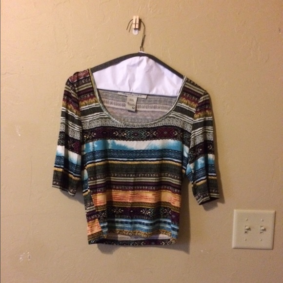 Crop topSOLDSOLD - Picture 1 of 1