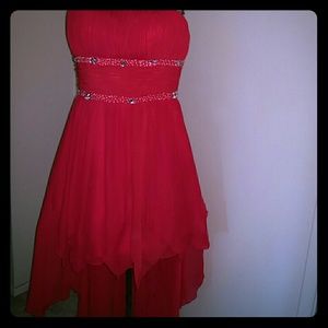 Beautiful custom made party dress. Fully lined.