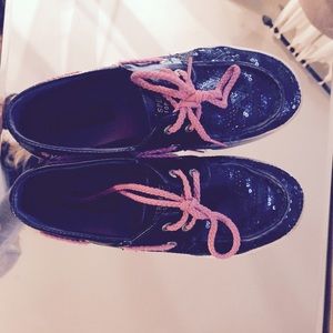 Girls size 4 sperry's