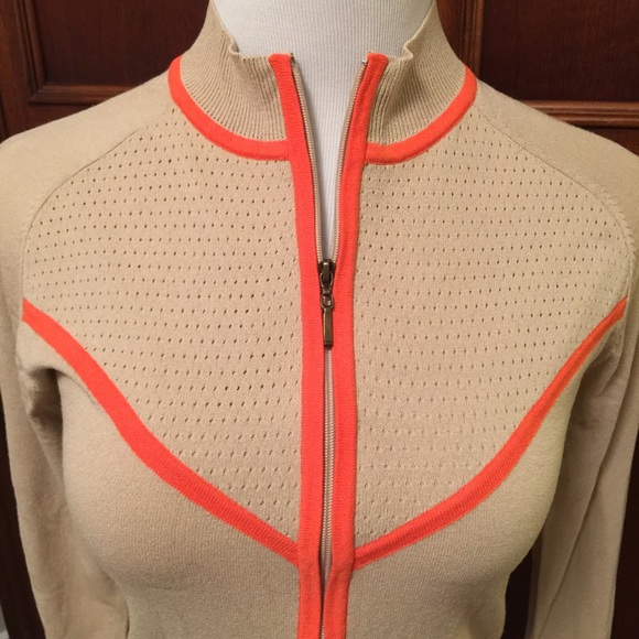 • 🎉HP🎉Sisters Zippered Fitted Sweater • - Picture 2 of 4