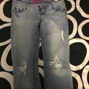 Fox Distress Skinny Jeans