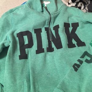Long sleeve sweatshirt