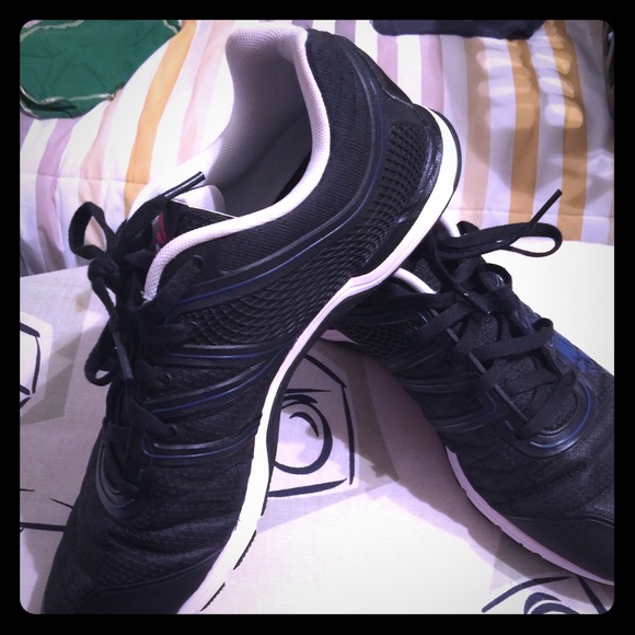 Men's Reebok Shoe.