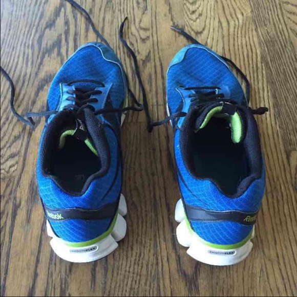 Blue Reebok SmoothFlex Crushrun 2.0 Shoes Rare - Picture 3 of 4
