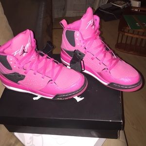 Pink Jordan's