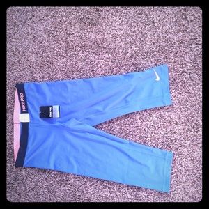 Nike crop leggings