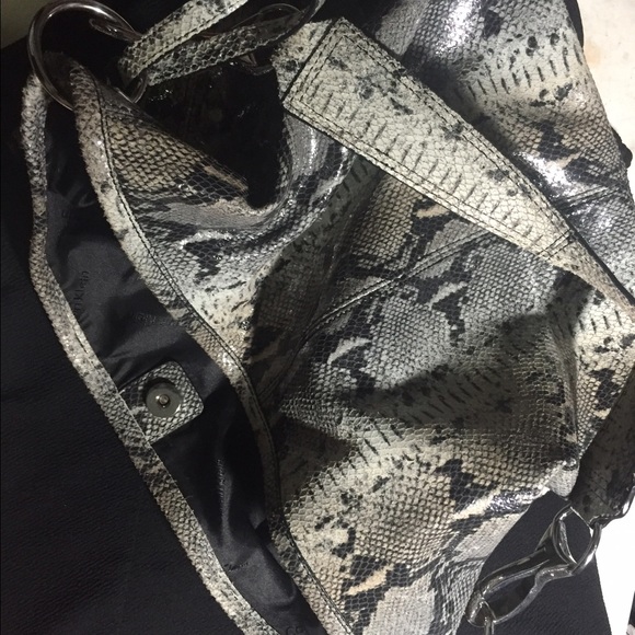 Bag - Picture 2 of 4