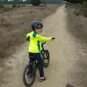 Meet your Posher, Cassia