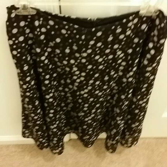 A line polka dot skirt