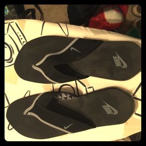 Men's Nike Flip Flops