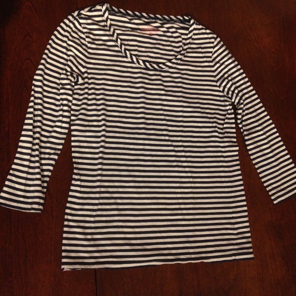 Vineyard Vines Tops - CLEARANCE Vineyard Vines shirt