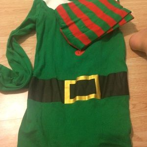 Elf on the shelf of it