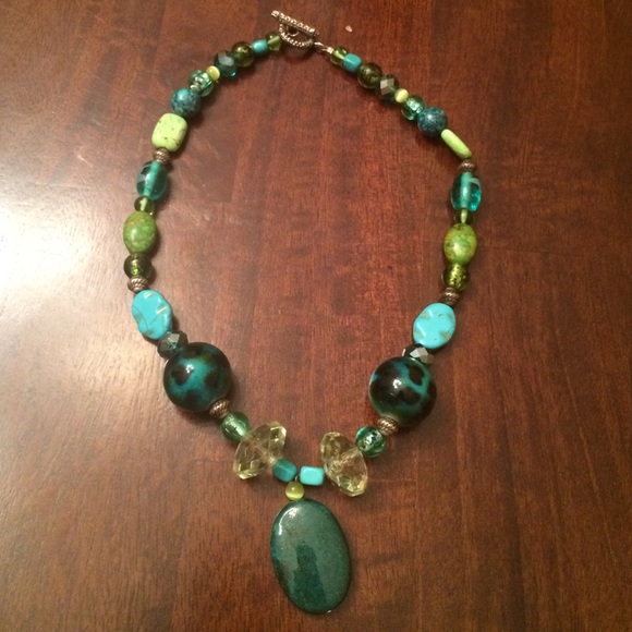 Beaded necklace