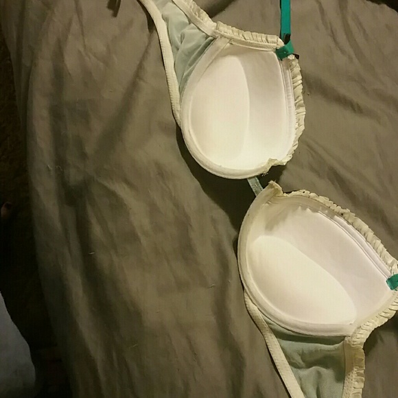 Vs bra - Picture 2 of 2