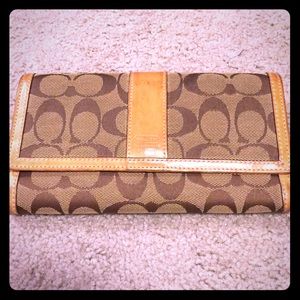 Coach wallet