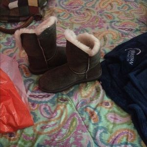 Uggs Size 6!!!!