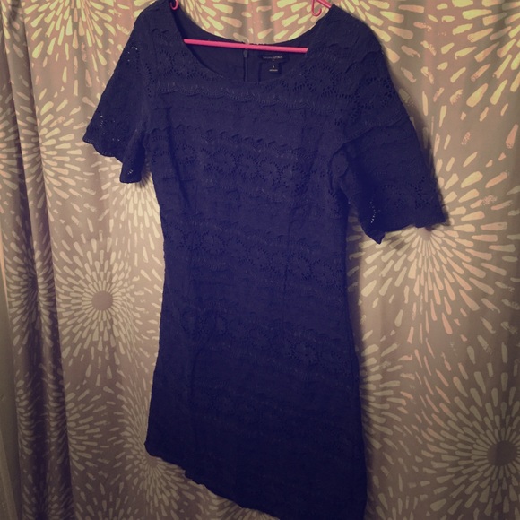 Detailed navy blue lace dress