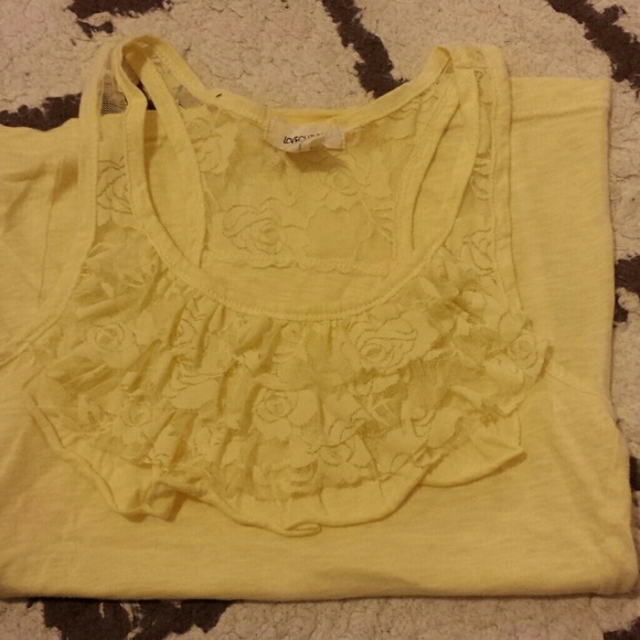 Yellow ruffled tank top| love culture