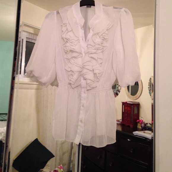Chelsea & Theodore Tops - 👠Ruffle blouse with elastic waist