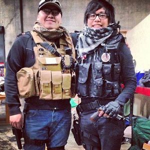 Meet your Posher, Viet