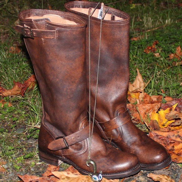 Frye 'Veronica' Slouch Boot (Wide Calf) - Picture 2 of 4