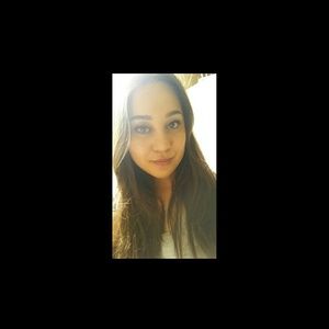 Meet your Posher, Elvira