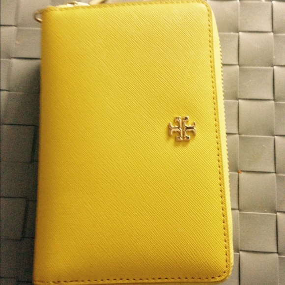Tory Burch York multi task wallet