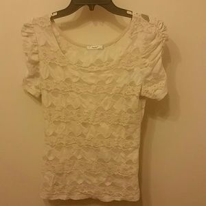 Beautiful lace short sleeve shirt