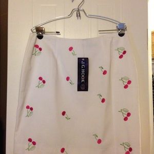 Adorable vintage cherry pattern JG Hook skirt.