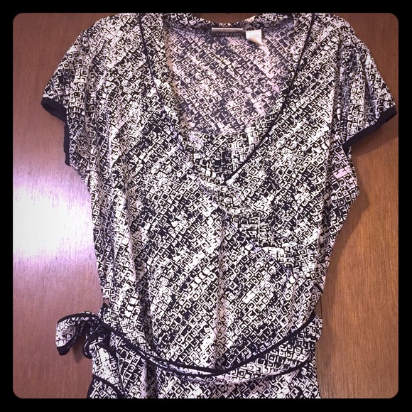 Skirt and top set.