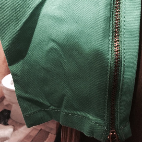 Jeans - Picture 3 of 3