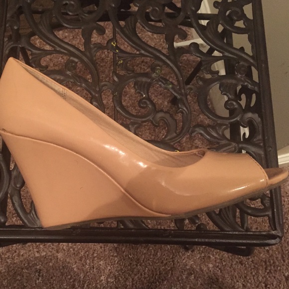 Old navy wedges