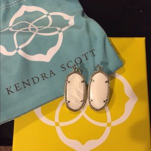 Kendra Scott Elle Earrings White Pearl