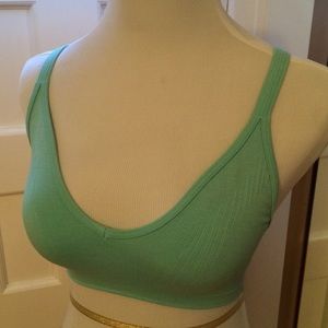 Lululemon seamlessly plunge bra opal green size 4