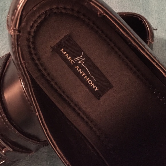 Shoes - Picture 2 of 2