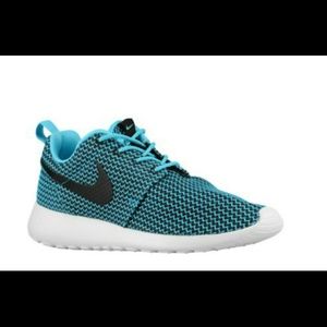Womens Roshe Runs