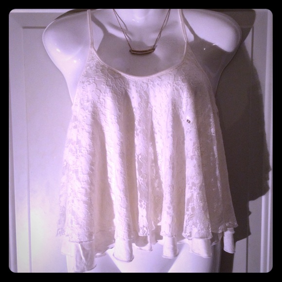 Express Tops - Layered Lace Express Crop Top KEEPING