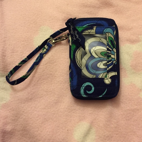 Adorable Vera Bradley wristlet.