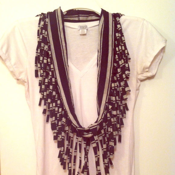 Handmade tee-shirt scarf